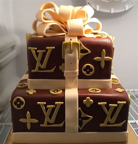 Lv taart , happy birthday .